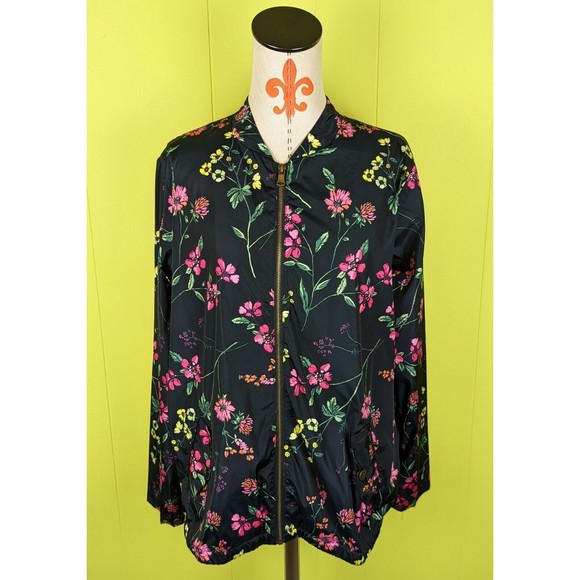 Signature Weekend Jackets & Blazers - Signature Weekend Women's XL Black Floral Zip Up Windbreaker/Rain Jacket EUC